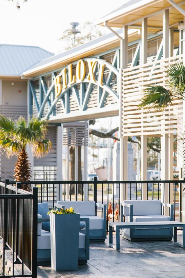 Hotel Legends Biloxi Exterior photo